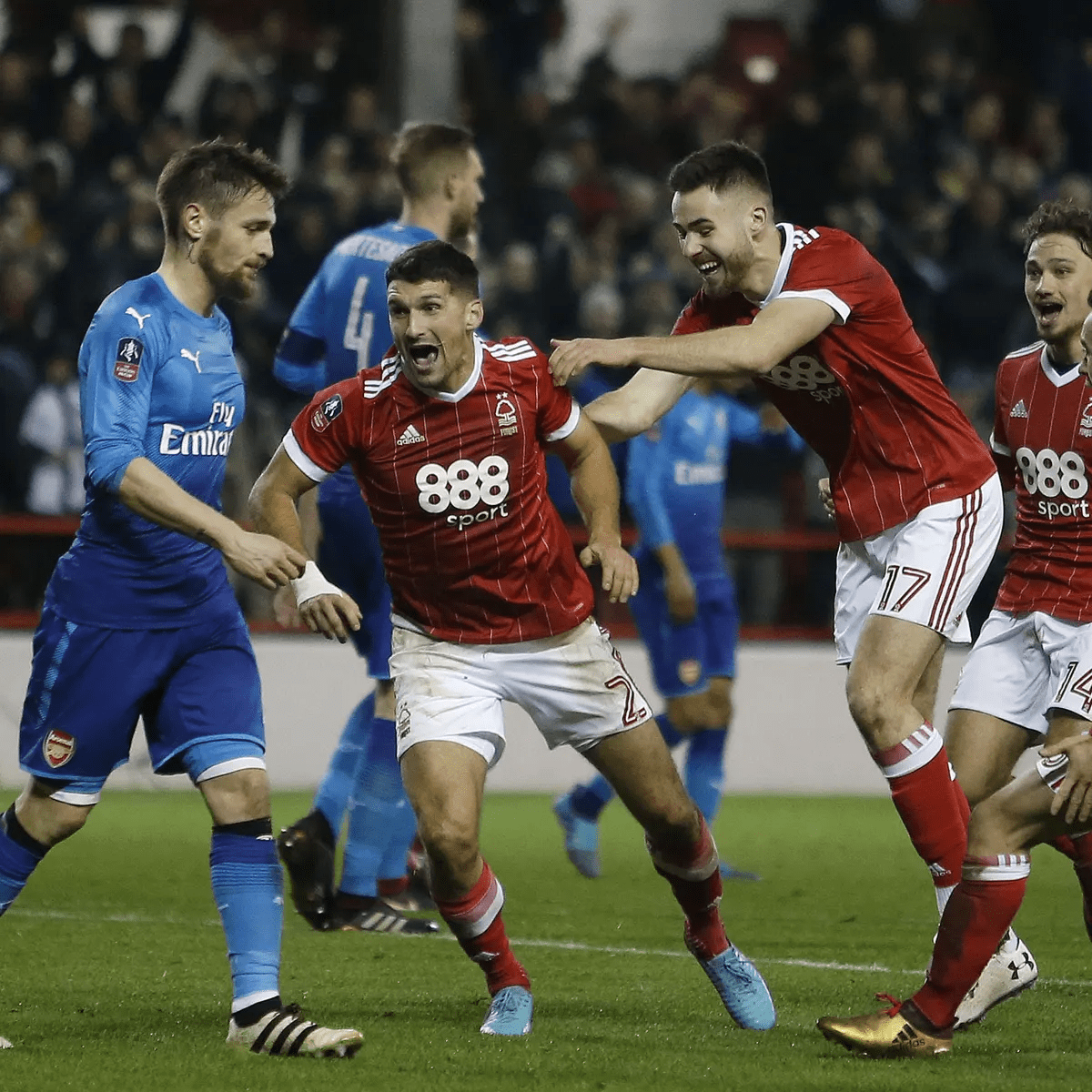 【新闻】国产半导体设备再添“新”玩家，万业携手中科院微电子所强势杀入(图2)